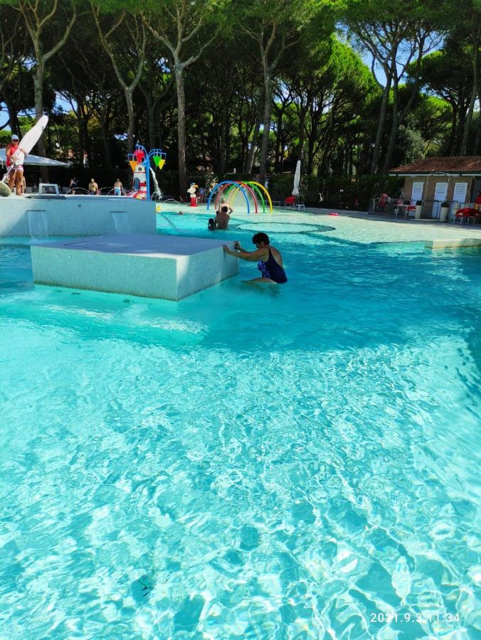 Mipro Mobilhome 6 Holiday home Lido di Spina